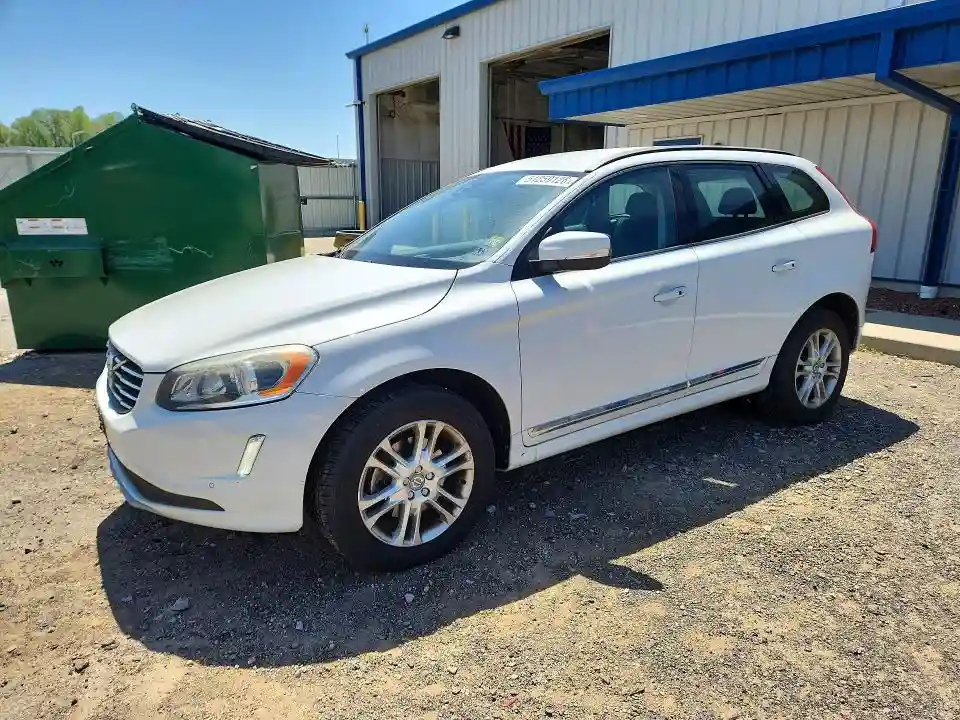 2016 VOLVO XC60